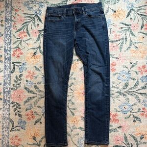 Lucky Brand Men’s dark wash jeans W31 L32